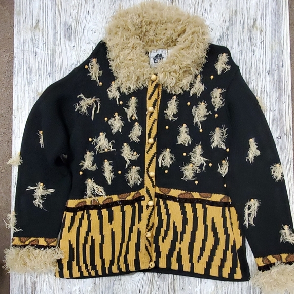 Hand knits by Storybook Kruts Sweater - Picture 1 of 7